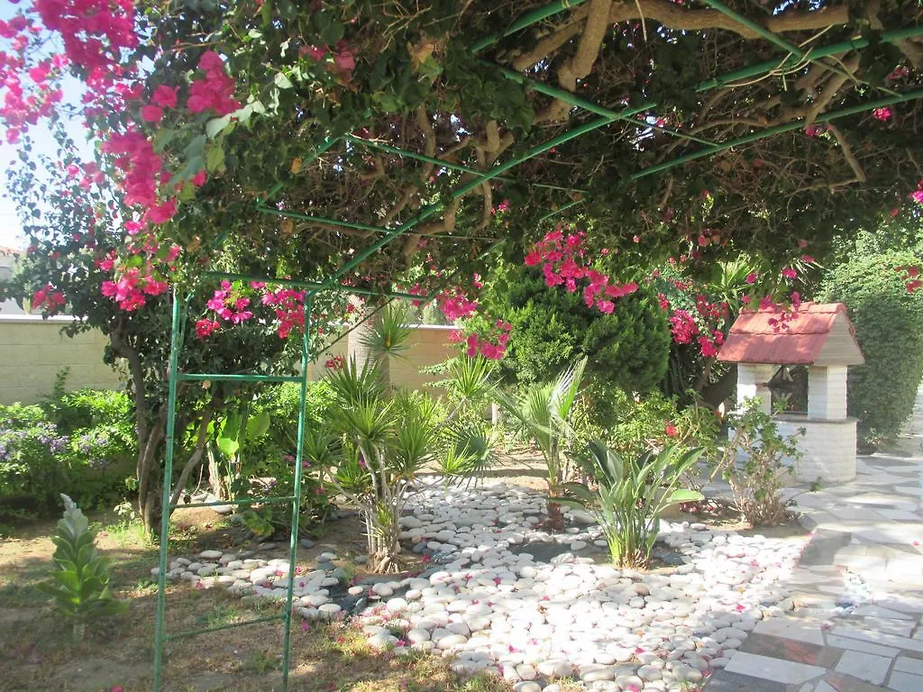 Tsialis Hotel Apartments Larnaca Aparthotel