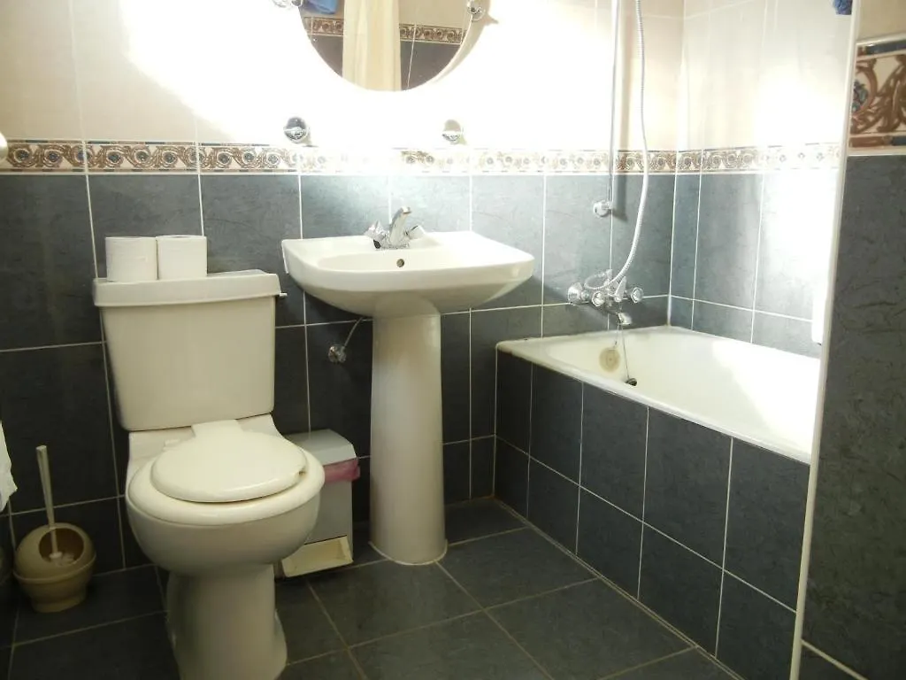 Апарт-отель Tsialis Hotel Apartments Ларнака