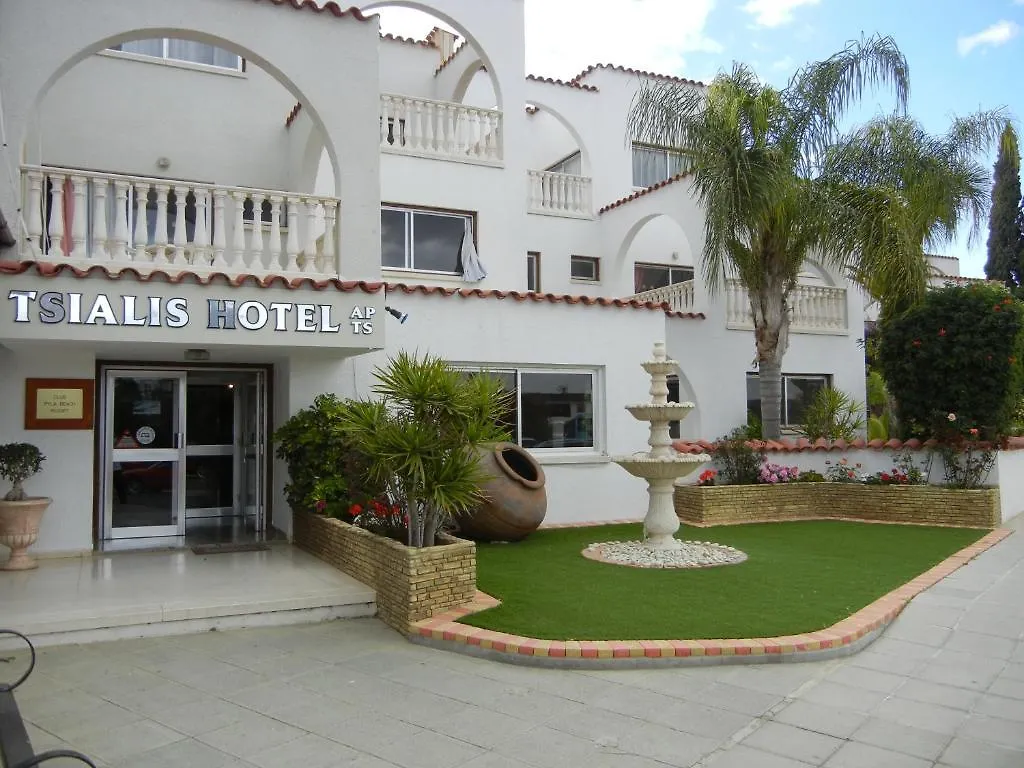 Tsialis Hotel Apartments Ларнака Апарт-отель
