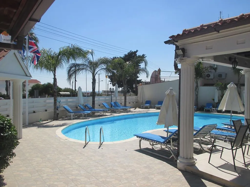 Апарт-отель Tsialis Hotel Apartments Ларнака